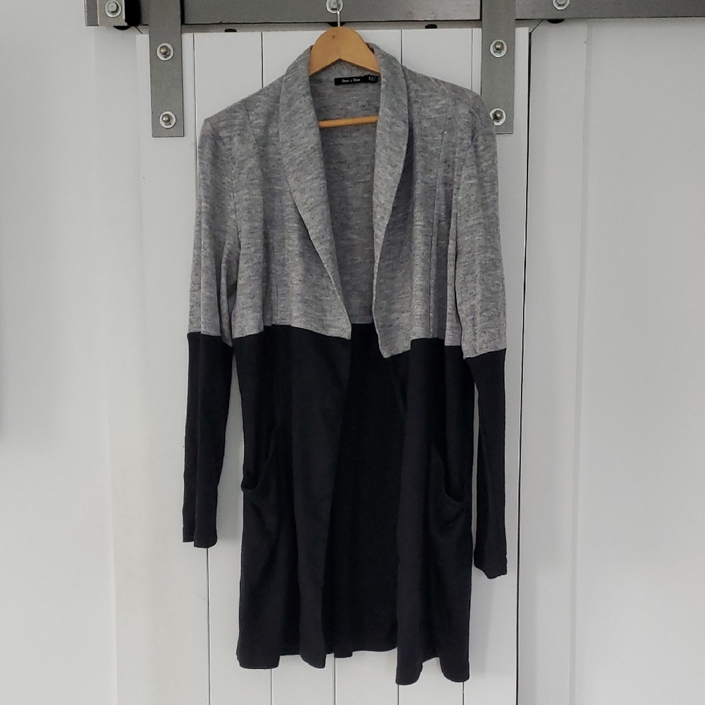 Doe & Rae Gray and Black Open Cardigan